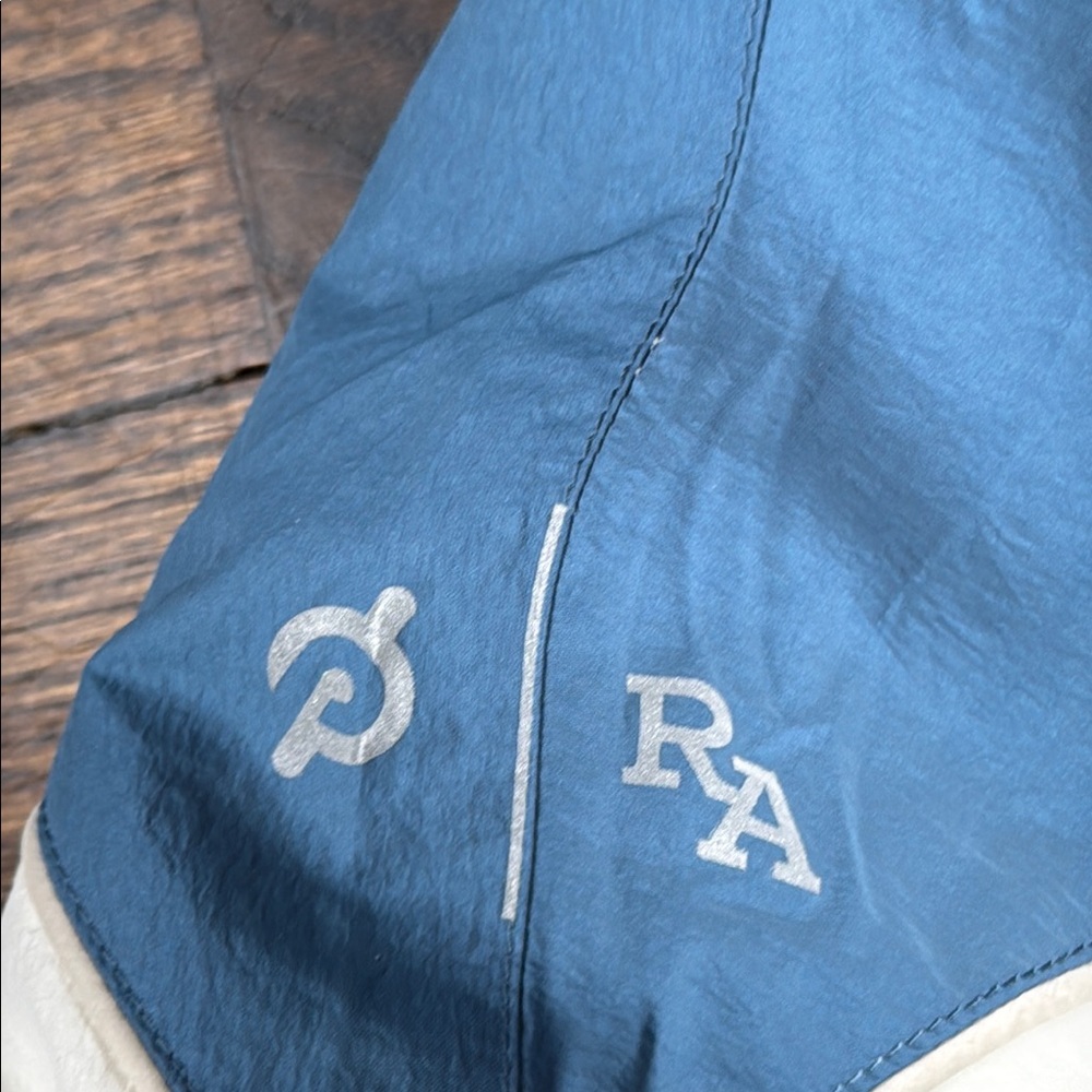 Starter Full Zip Jacket. Starter x Peloton - Picture 4 of 14